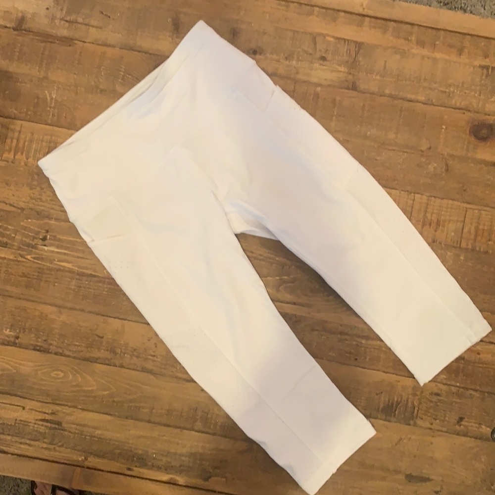 Lululemon cropped leggings